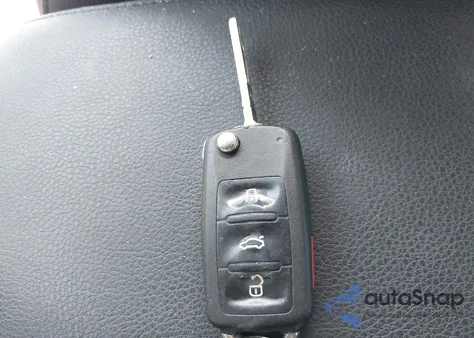 2012 Volkswagen Jetta 2.5L Se z USA, uszkodzony, nr VIN 3VWDX7AJ7CM339298